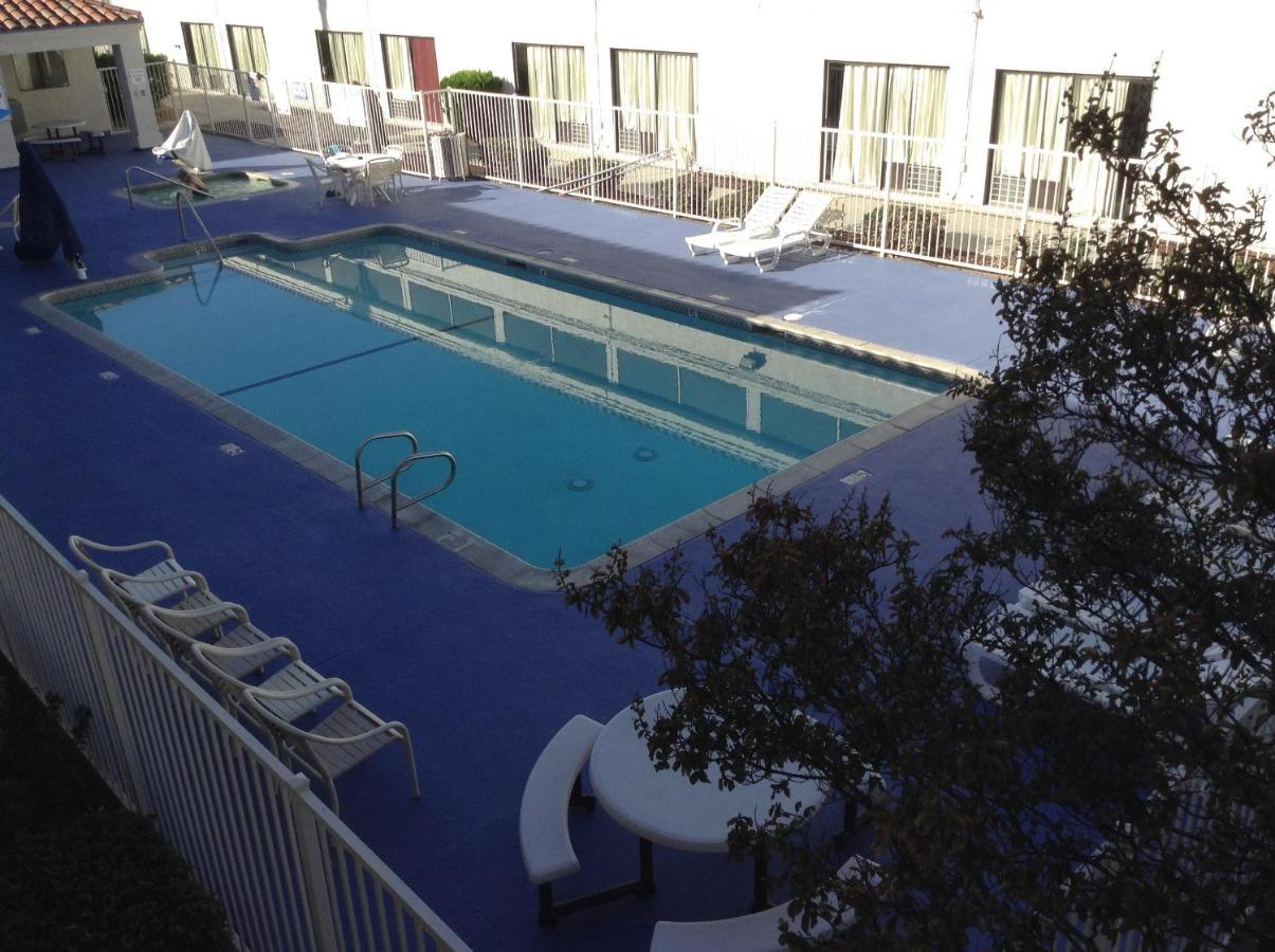 Motel 6 Hemet Exterior foto